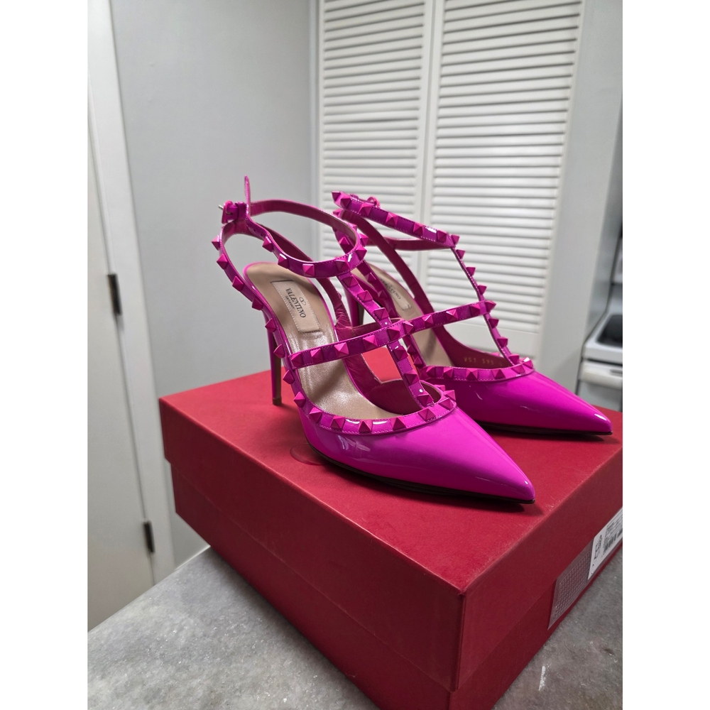 Valentino Garavani Hot Pink Rockstud Heels
